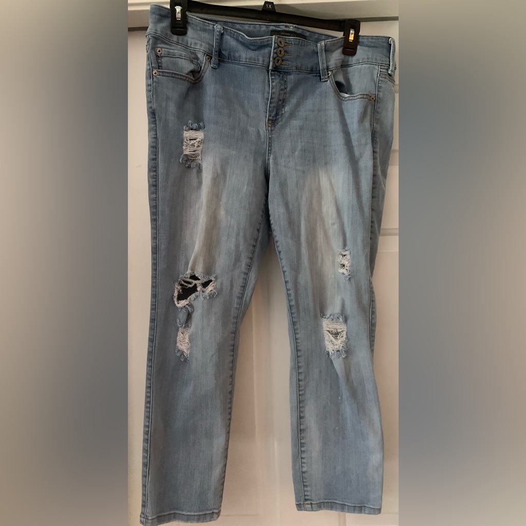 Torrid Women’s Size 20 Blue Jeans